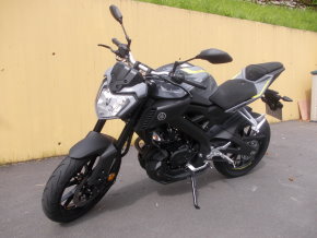 YAMAHA MT 125